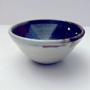Small Pottery Bowl Nice Glaze